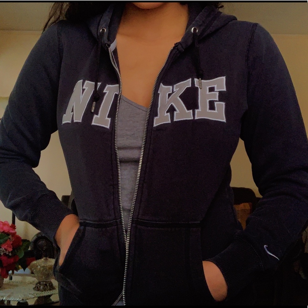 SOLD VINTAGE RARE NIKE SPELLOUT FULL ZIP